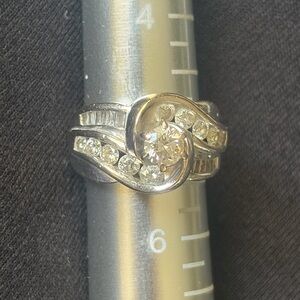 Women's 14k diamond Ring.